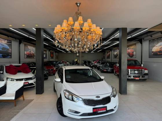 KIA CERATO 1.6 SX 16V FLEX 4P AUTOMÁTICO